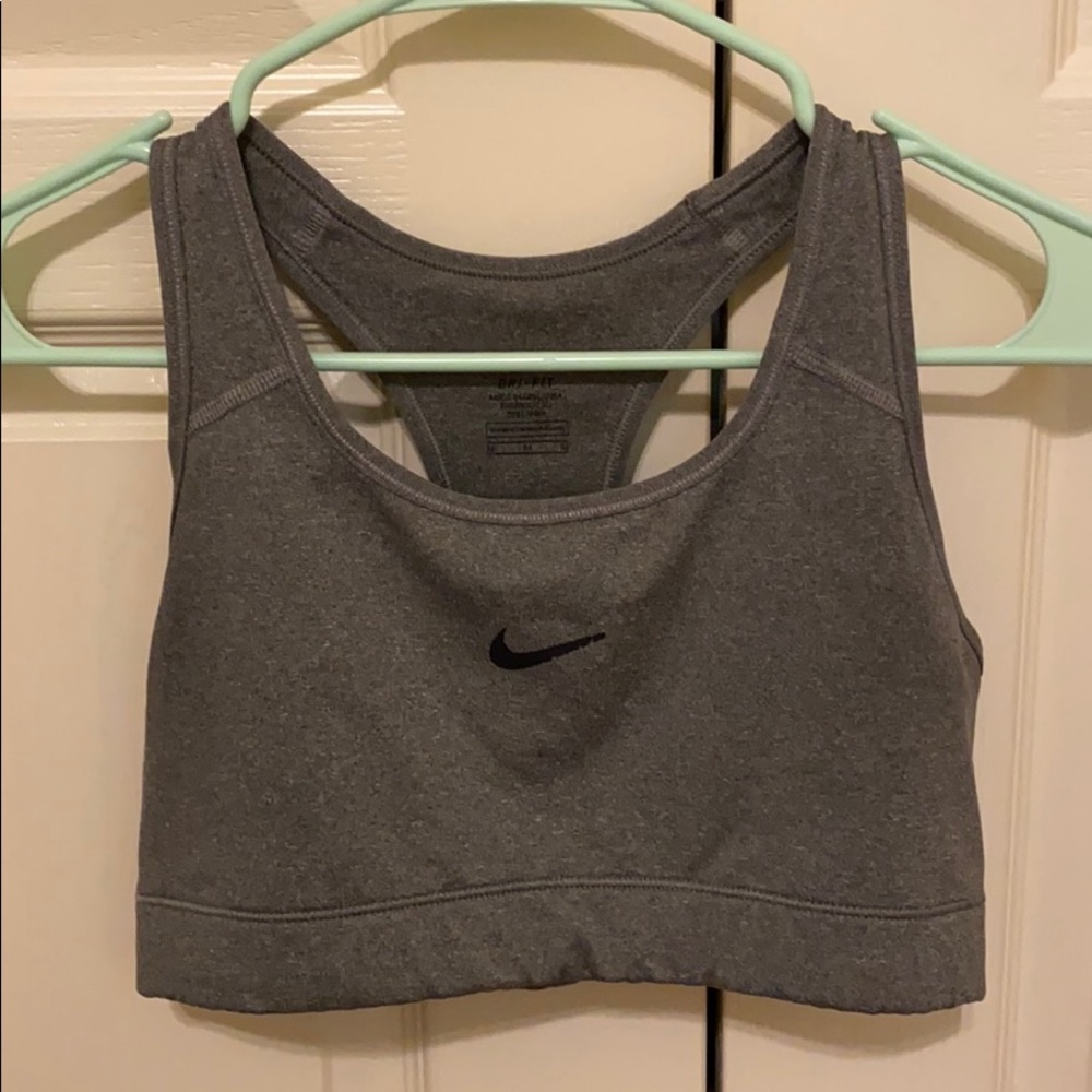 nike drifit sports bra